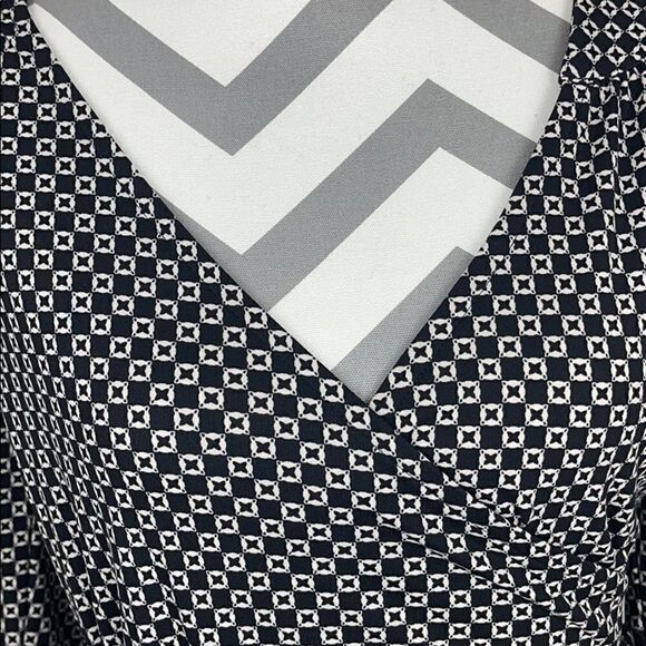 Pattern Dress  - Picture 4 of 5